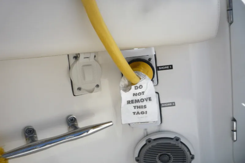 Slide: The Image of Boston Whaler 380 OUTRAGE 2017 - 26