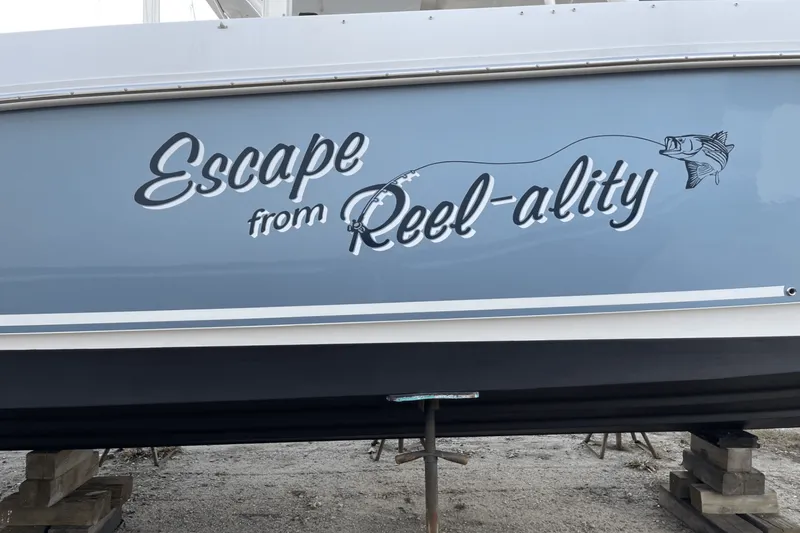 Slide: The Image of Boston Whaler 380 OUTRAGE 2017 - 44