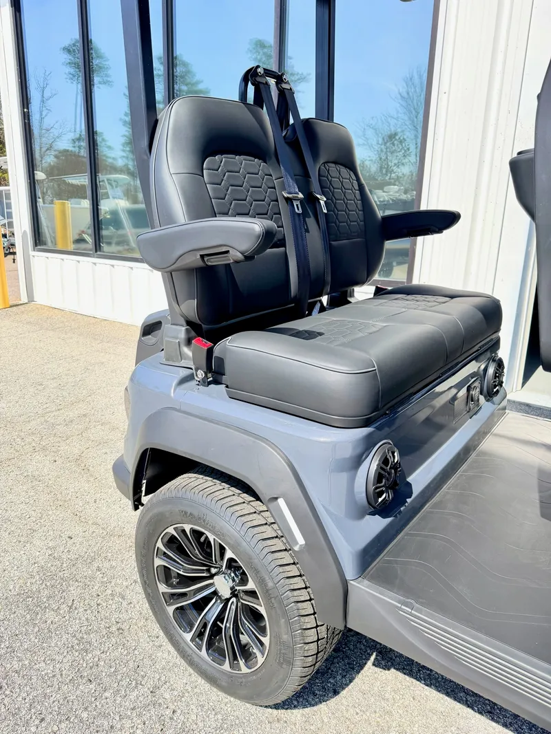 Slide: The Image of Voyager Commander 4PF 2026 - 6