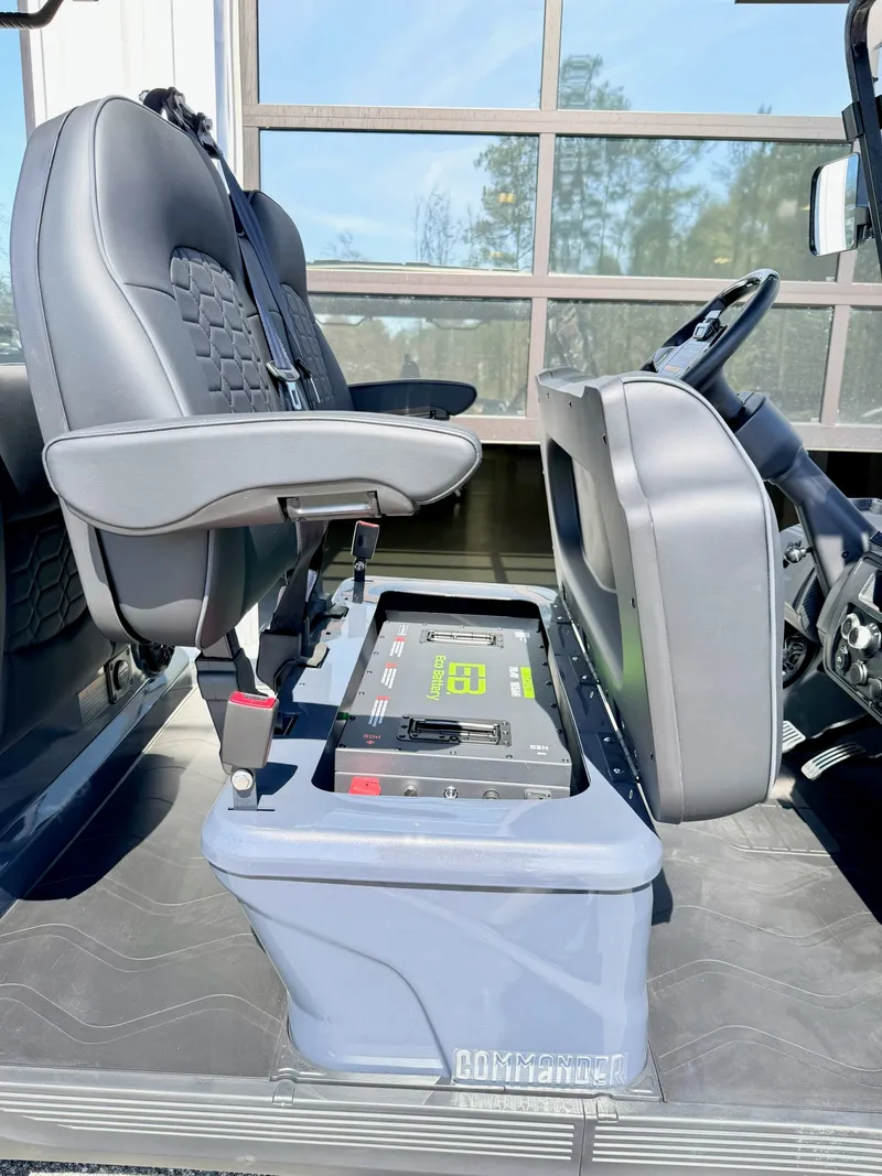 Slide: The Image of Voyager Commander 4PF 2026 - 9