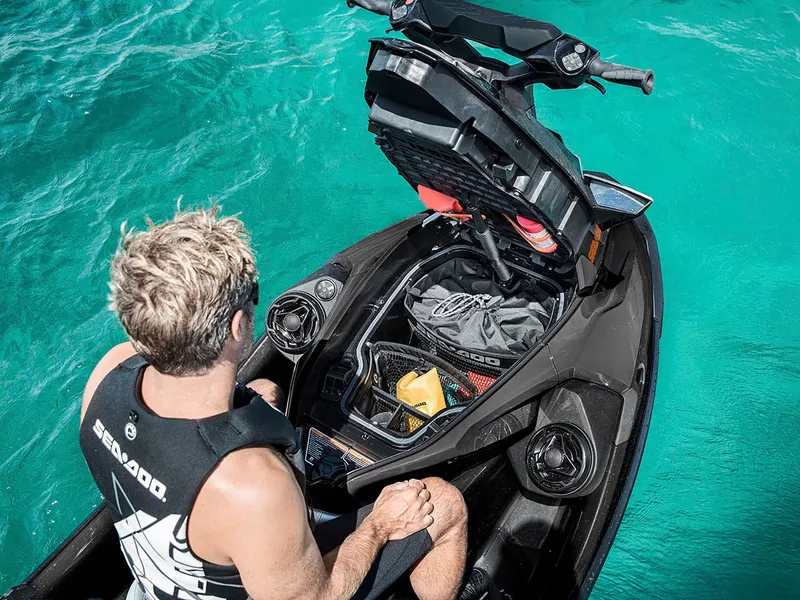 Slide: The Image of Sea-Doo GTX 230 + Tech Package, audio, iDF, iBR 2025 - 5