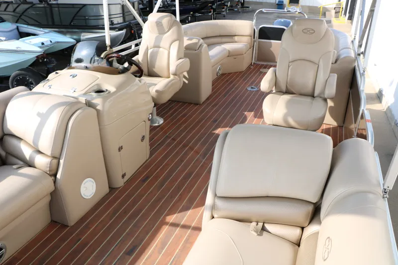 Slide: The Image of Xcursion X23RF 2014 - 15