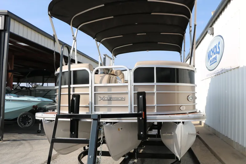 Slide: The Image of Xcursion X23RF 2014 - 6