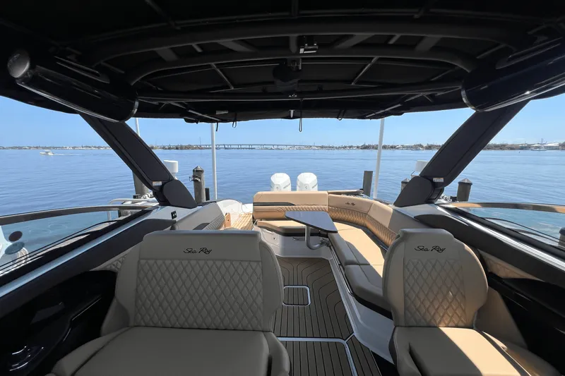 Slide: The Image of Sea Ray 280 SLX OUTBOARD 2024 - 35