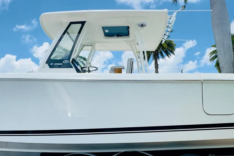 Slide: The Image of Pursuit S 288 Sport 2026 - 18