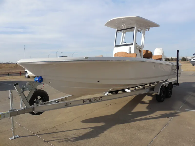 Slide: The Image of Robalo 246 Cayman 2026 - 4