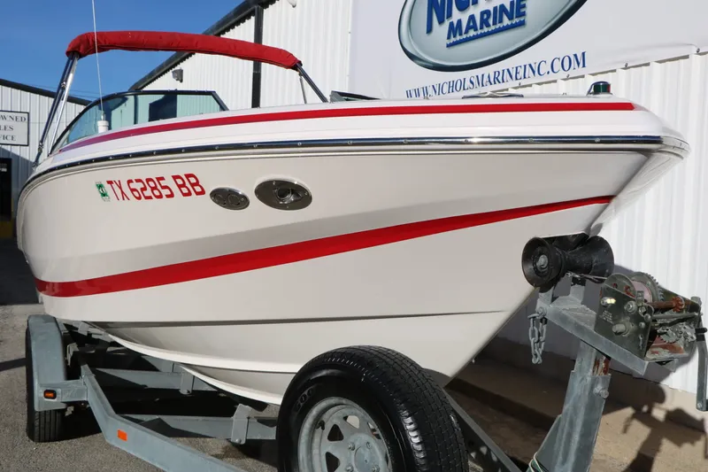 Slide: The Image of Regal 2200 Bowrider 2005 - 12