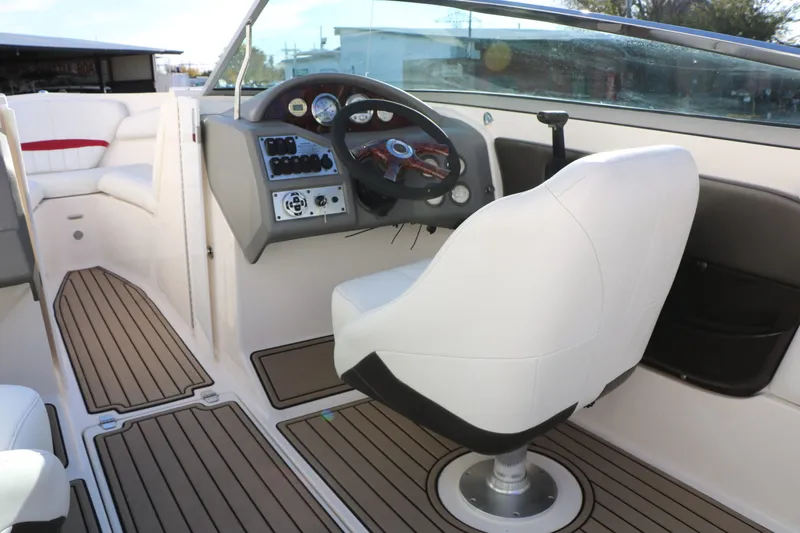 Slide: The Image of Regal 2200 Bowrider 2005 - 28