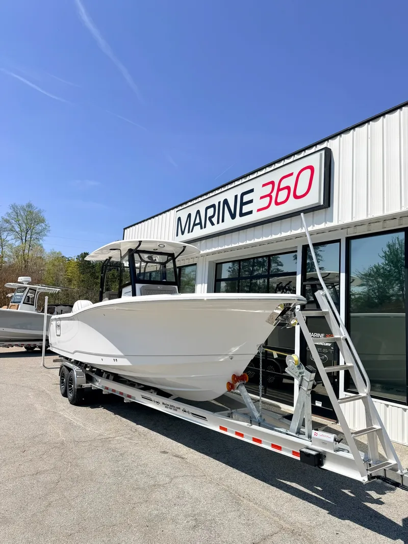 Slide: The Image of Sea Hunt Ultra 285 CB 2026 - 2