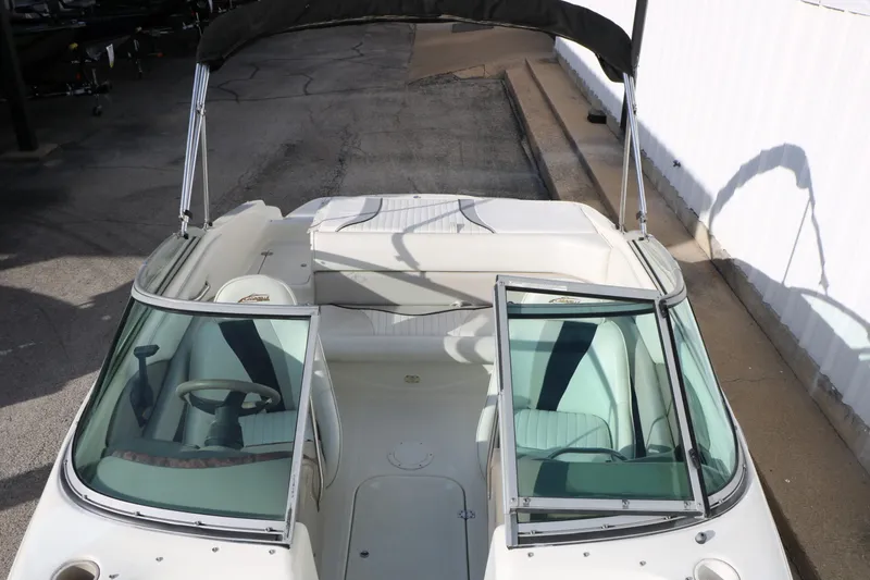 Slide: The Image of Caravelle 187 2004 - 18