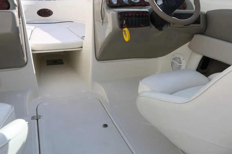 Slide: The Image of Caravelle 187 2004 - 22