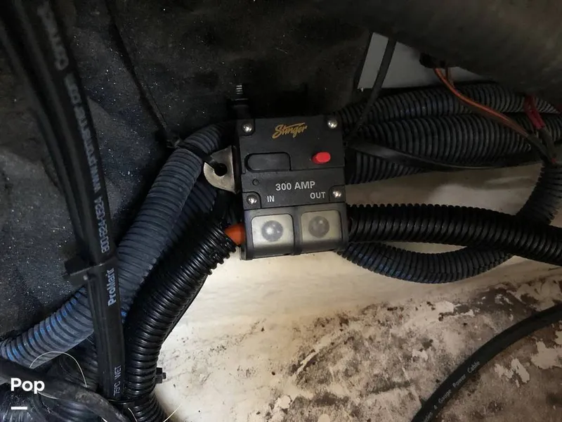 Slide: The Image of Monterey 263 Explorer 2007 - 5148810