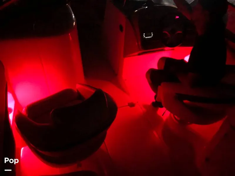 Slide: The Image of Monterey 263 Explorer 2007 - 6295824