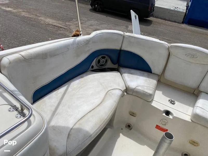 Slide: The Image of Monterey 263 Explorer 2007 - 10956181