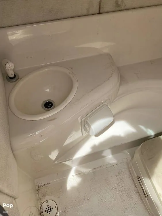 Slide: The Image of Monterey 263 Explorer 2007 - 10956204