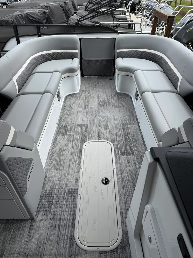 Slide: The Image of Crest Caribbean Platinum 250 SLRC CP3 2026 - 14