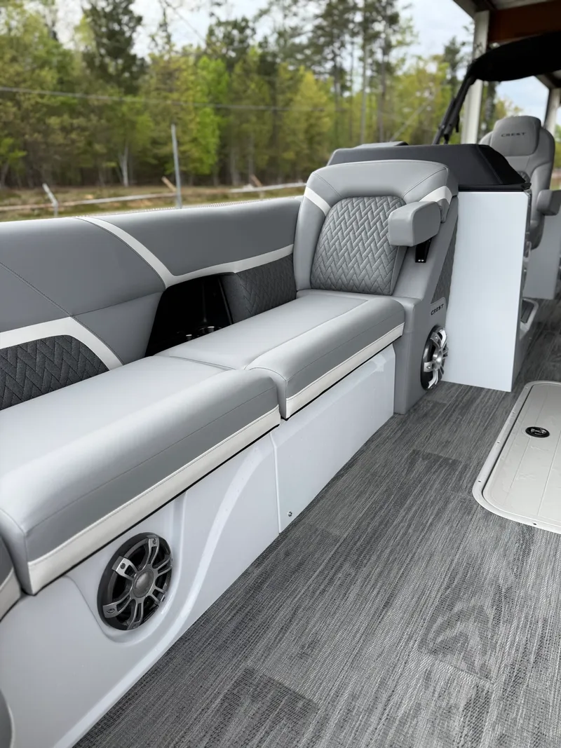 Slide: The Image of Crest Caribbean Platinum 250 SLRC CP3 2026 - 16