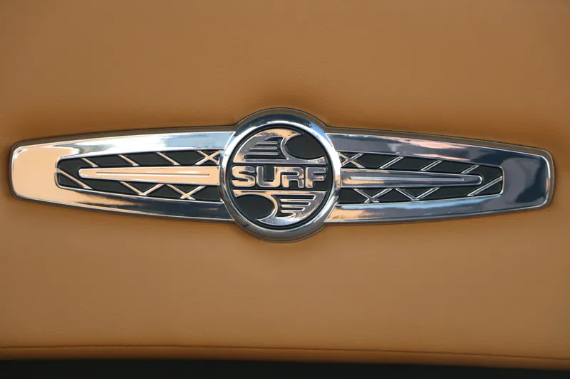 Slide: The Image of Chaparral 30 Surf 2026 - 29