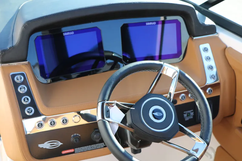 Slide: The Image of Chaparral 30 Surf 2026 - 30