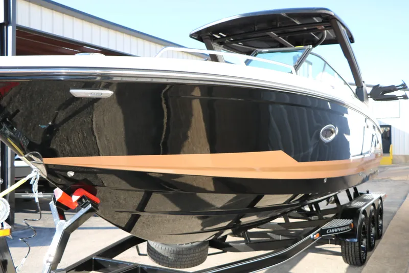 Slide: The Image of Chaparral 30 Surf 2026 - 7