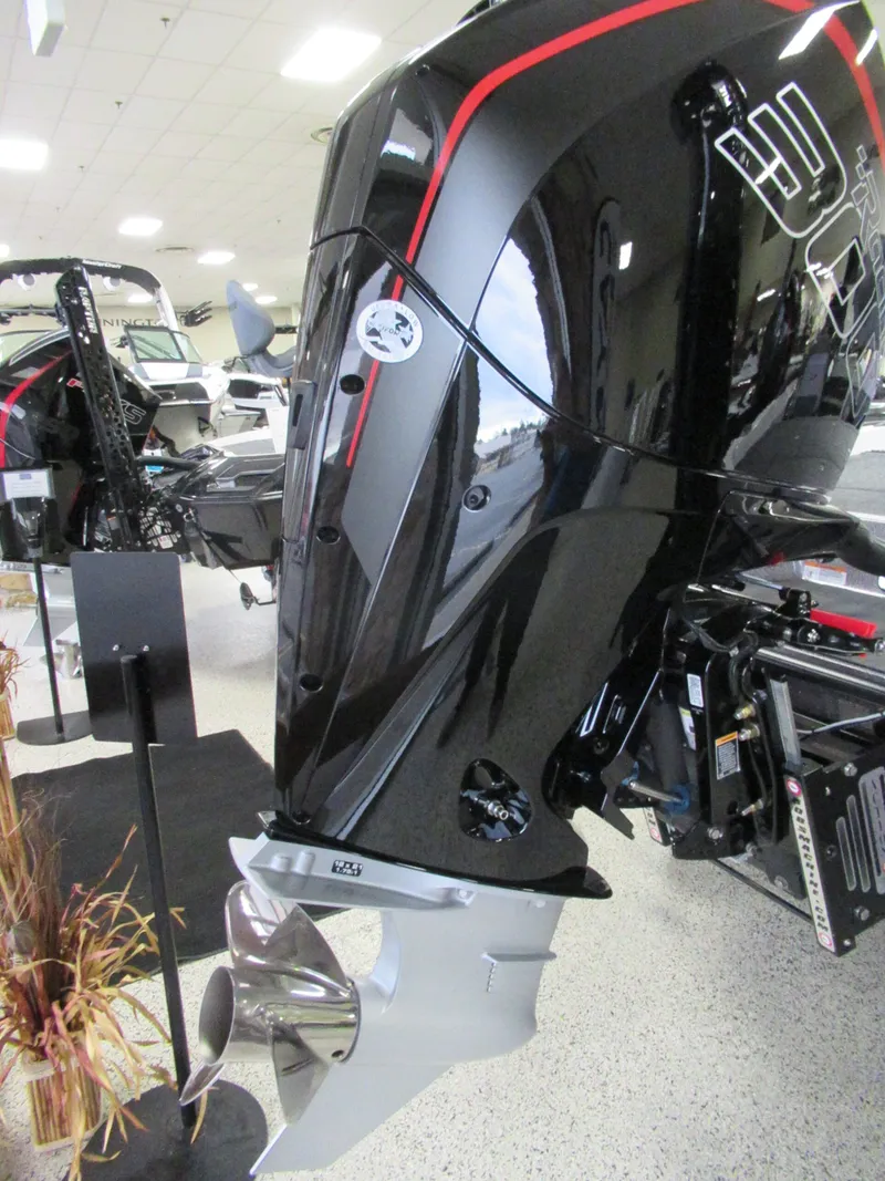 Slide: The Image of Mercury 300R L 2023 - 2