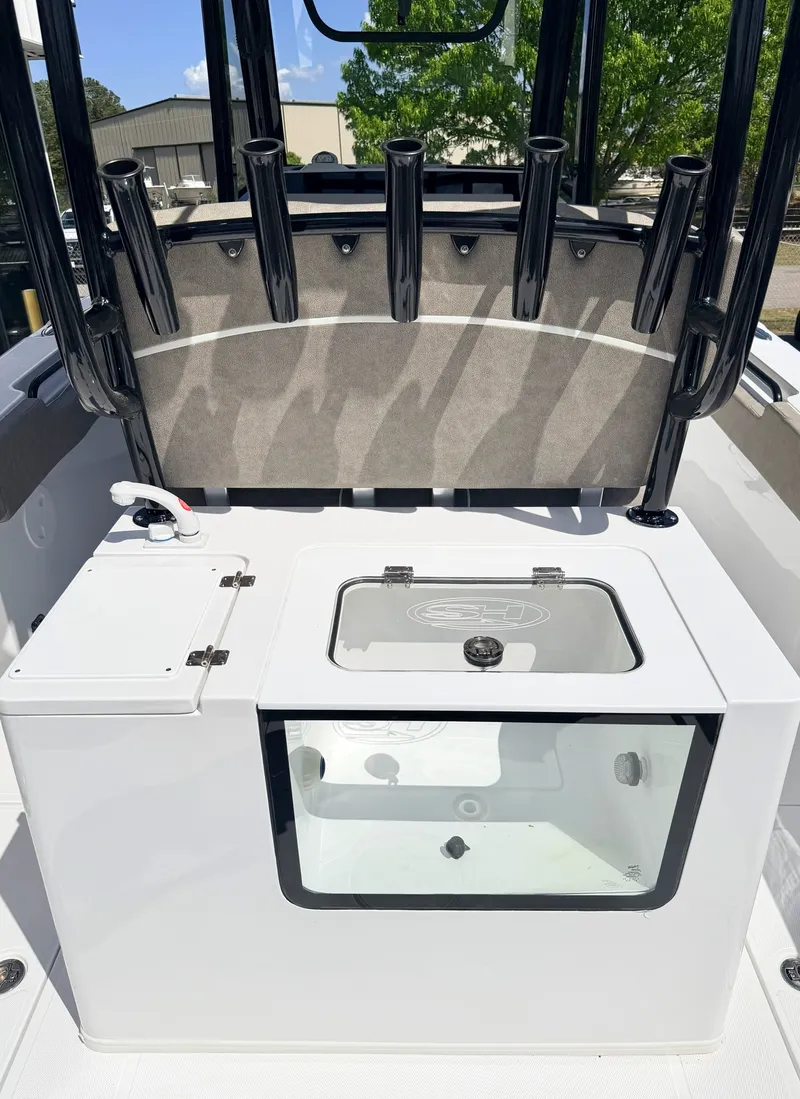 Slide: The Image of Sea Hunt Gamefish 30 FS 2026 - 11