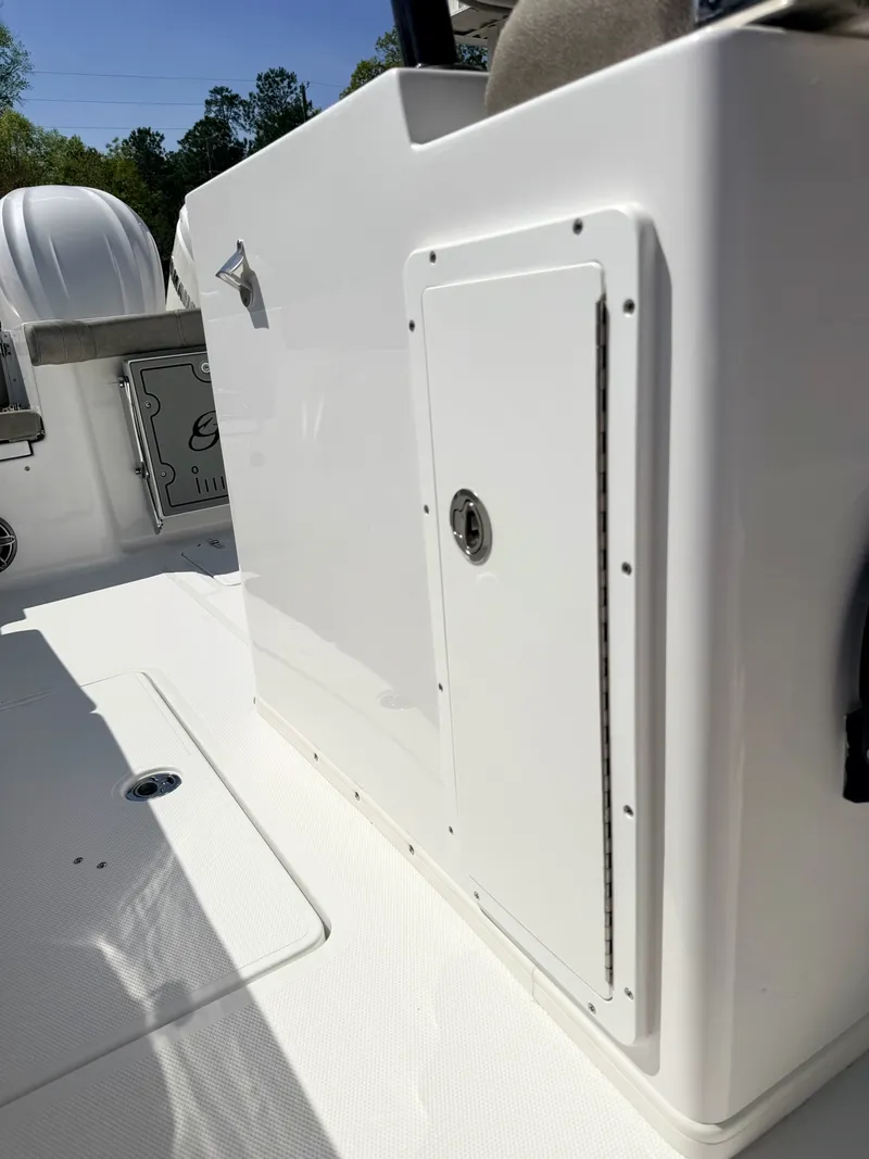 Slide: The Image of Sea Hunt Gamefish 30 FS 2026 - 23