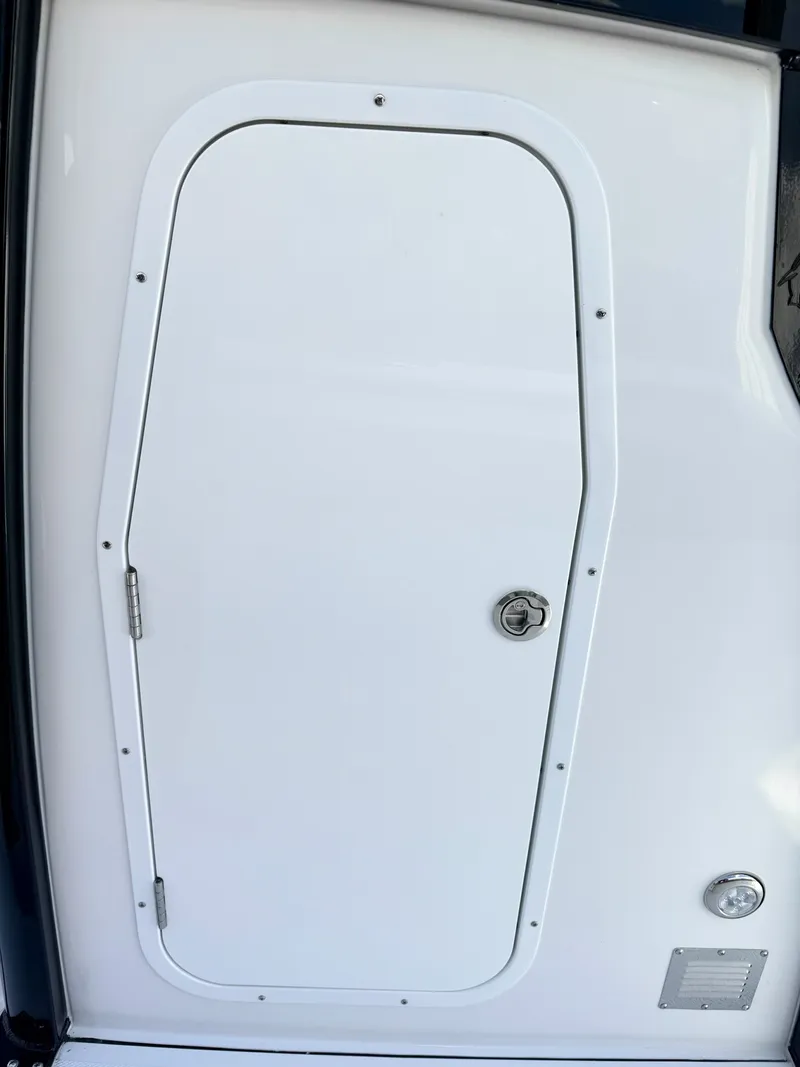 Slide: The Image of Sea Hunt Gamefish 30 FS 2026 - 28