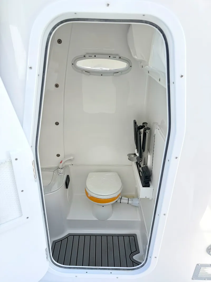 Slide: The Image of Sea Hunt Gamefish 30 FS 2026 - 33