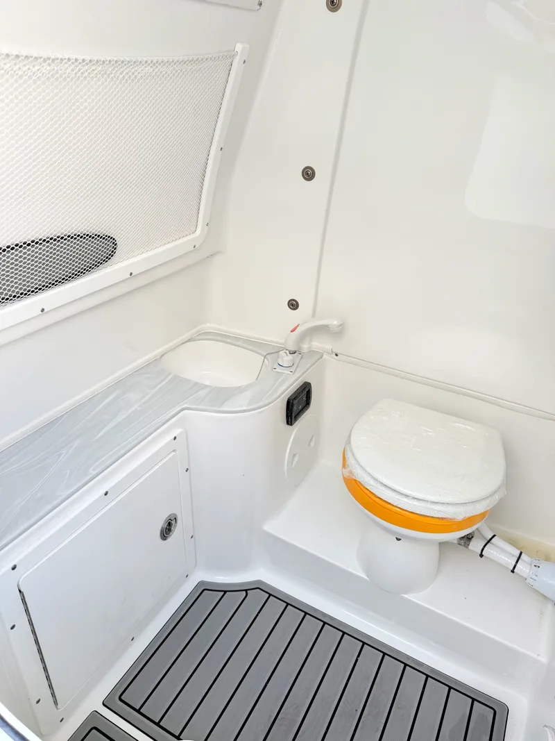 Slide: The Image of Sea Hunt Gamefish 30 FS 2026 - 34