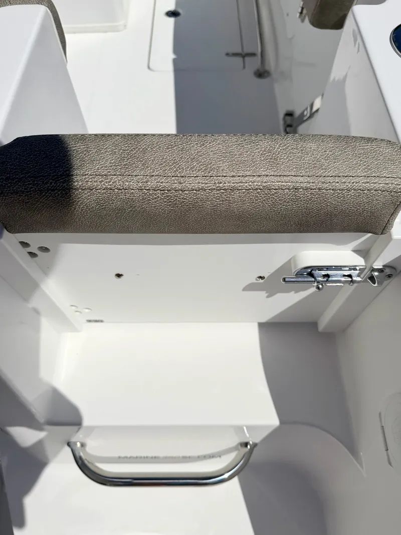 Slide: The Image of Sea Hunt Gamefish 30 FS 2026 - 9