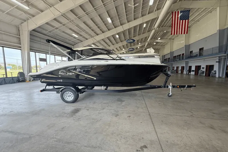 The Image of Bayliner V20I 2026 - undefined