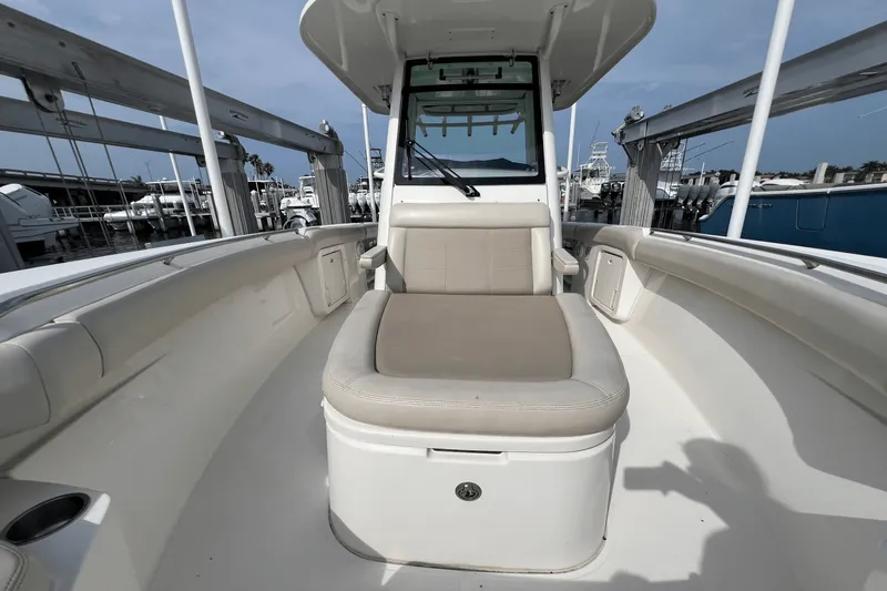 Slide: The Image of Boston Whaler 280 OUTRAGE 2019 - 28