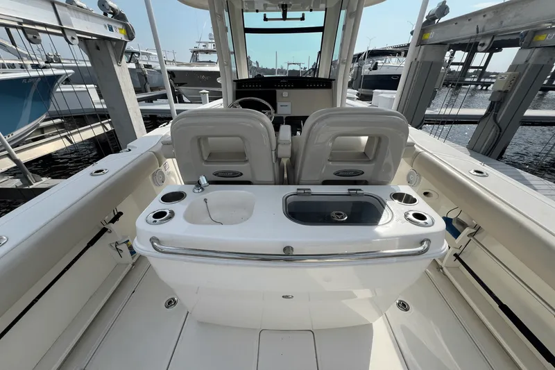Slide: The Image of Boston Whaler 280 OUTRAGE 2019 - 40