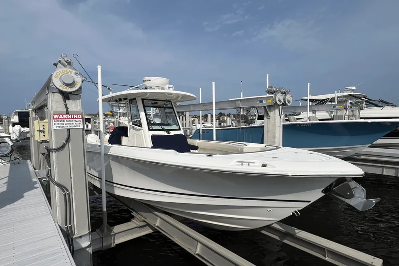 Slide: The Image of Boston Whaler 280 OUTRAGE 2019 - 49