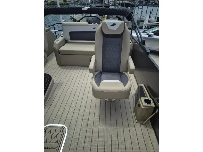 Slide: The Image of Starcraft Marine SLS-3 Q DH 2026 - 16