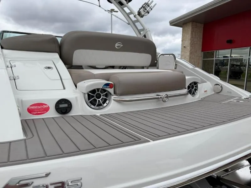 Slide: The Image of Crownline Boats E235 SURF 2022 - 26