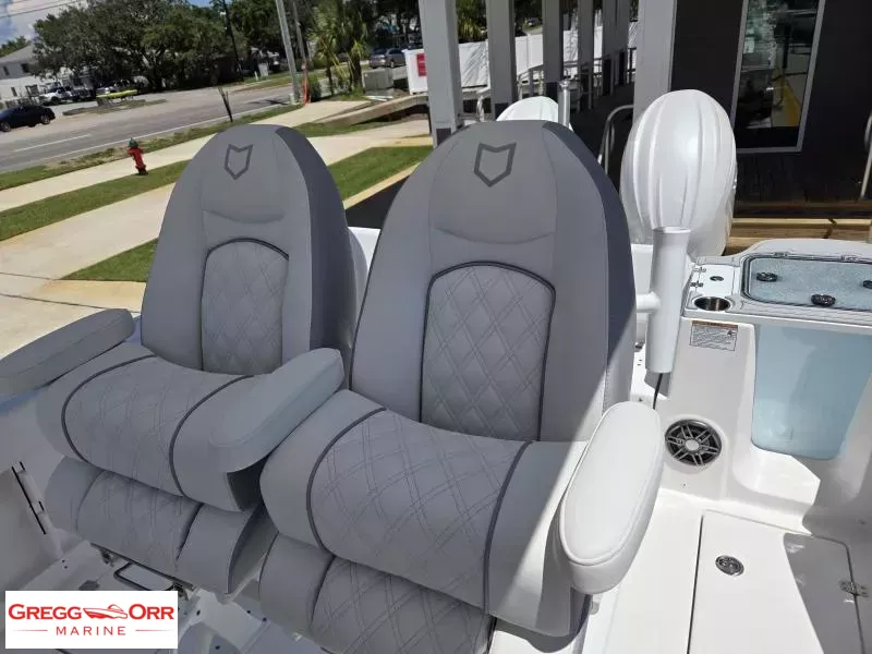 Slide: The Image of Sea Fox 268 COMMANDER 2026 - 22