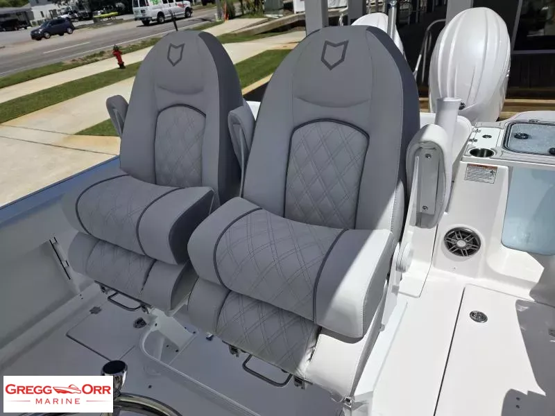 Slide: The Image of Sea Fox 268 COMMANDER 2026 - 24