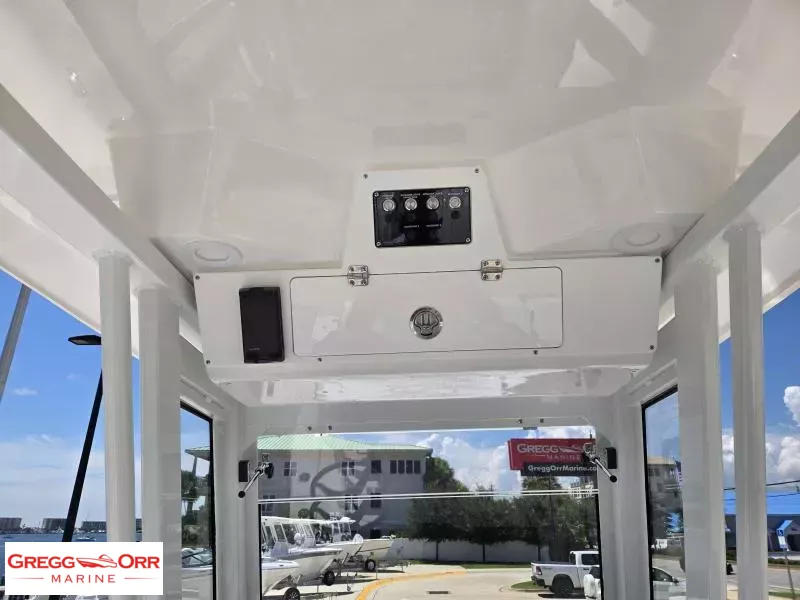 Slide: The Image of Sea Fox 268 COMMANDER 2026 - 19