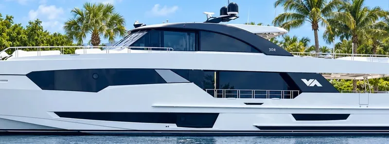 Slide: The Image of Ocean Alexander 30 Revolution Skylounge 2022 - 2