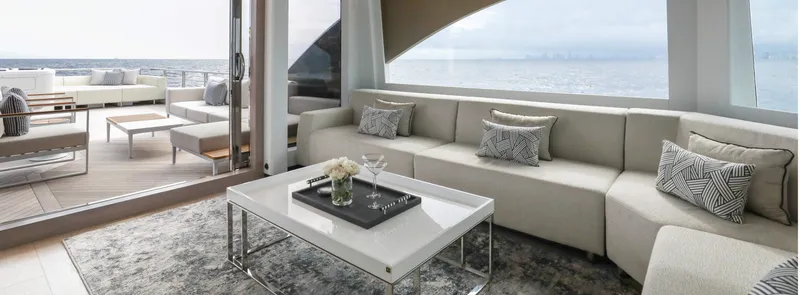 Slide: The Image of Ocean Alexander 30 Revolution Skylounge 2022 - 4