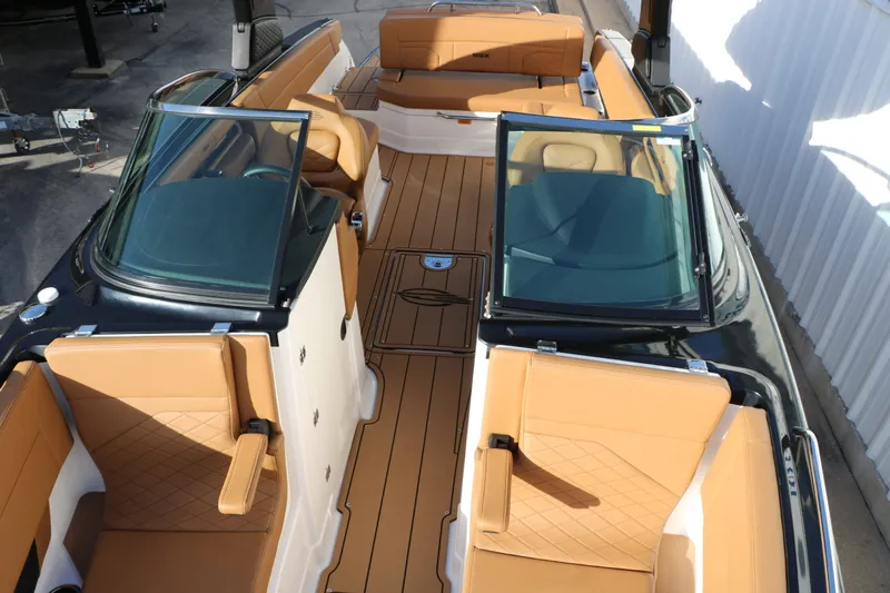 Slide: The Image of Chaparral 2870 SSX 2025 - 22