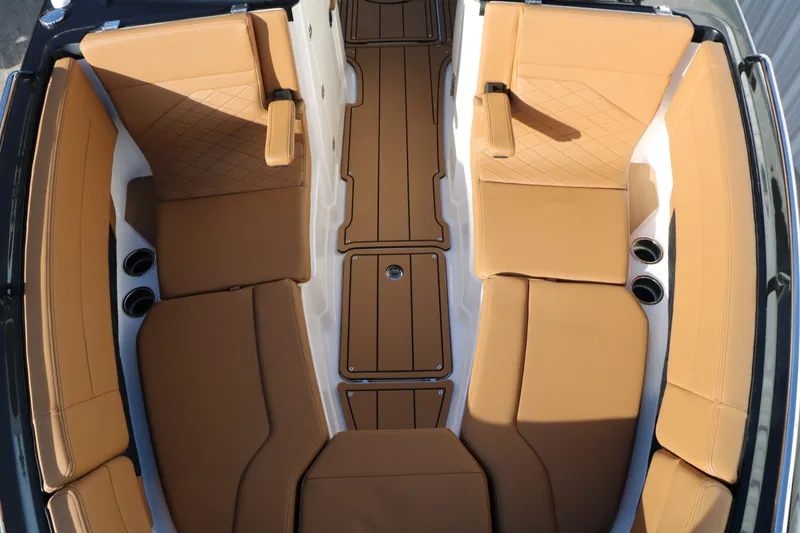 Slide: The Image of Chaparral 2870 SSX 2025 - 23