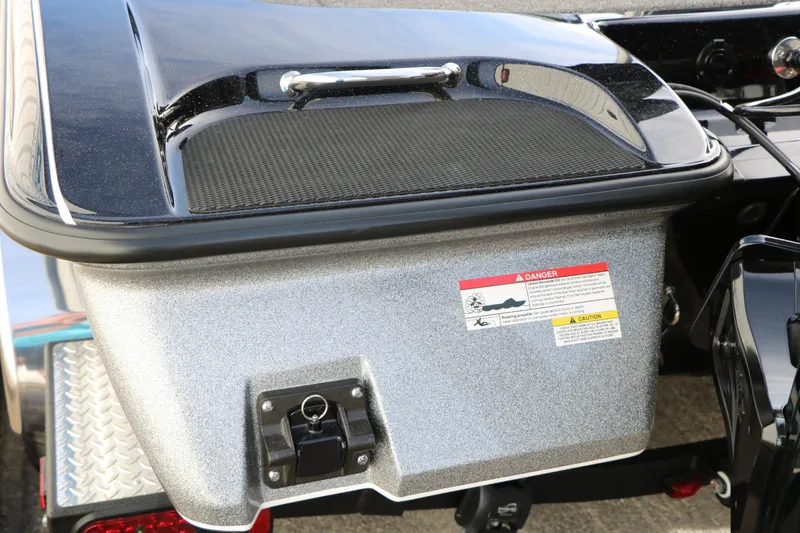 Slide: The Image of Caymas CX 21 PRO 2025 - 24