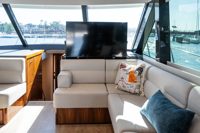 Slide: The Image of Riviera 57 Enclosed Flybridge 2023 - 22