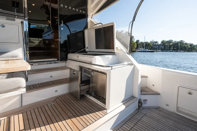 Slide: The Image of Riviera 57 Enclosed Flybridge 2023 - 82