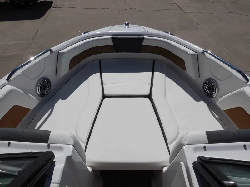 Slide: The Image of Chaparral GTS 1 2026 - 16