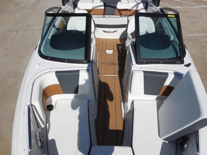 Slide: The Image of Chaparral GTS 1 2026 - 18