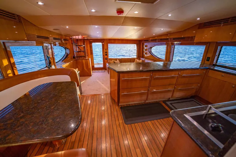 Slide: The Image of Hatteras 68 Convertible 2006 - 20